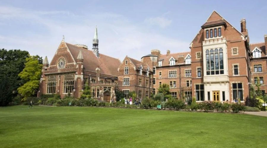 Bell School - Cambridge - İngiltere