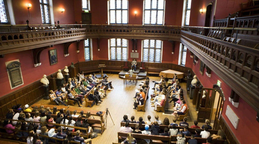 Oxford Royale Oxford +19 yaş
