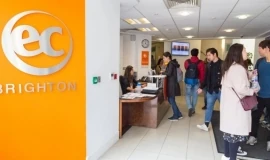 EC English - Brighton - İngiltere