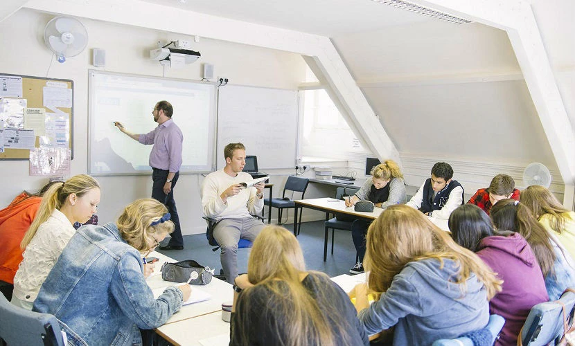 Beet Language Centre