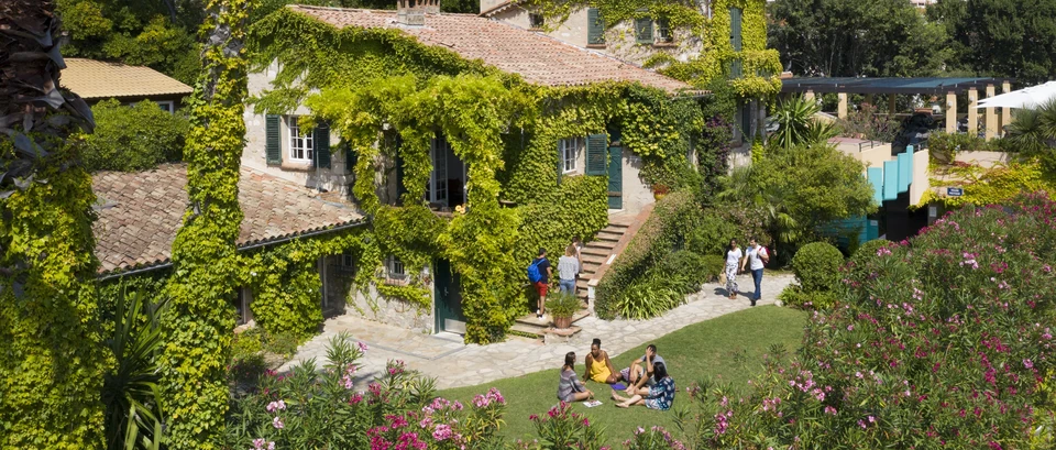 CIA · Juan-Les-Pins Premium
