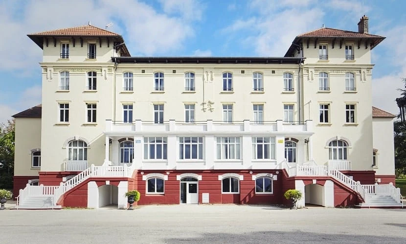 Ecole Des Roches