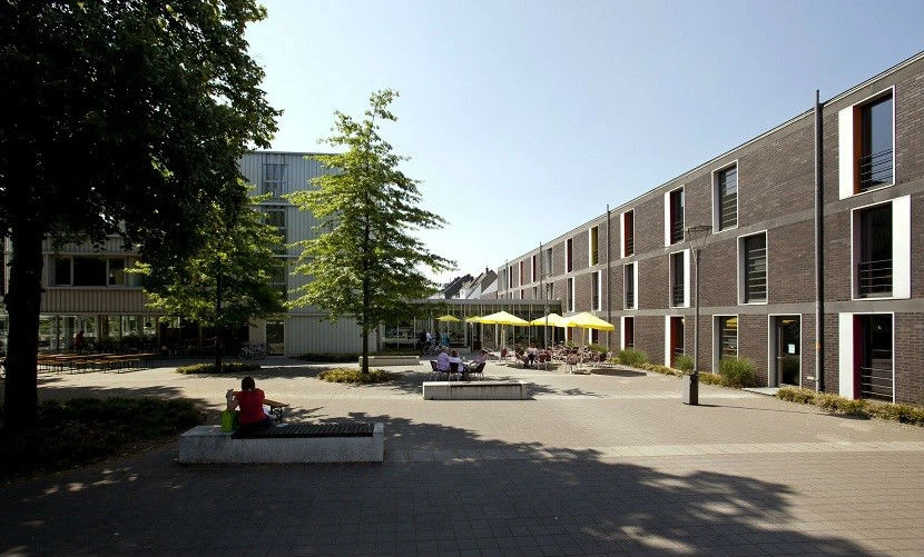 Humboldt-Institut Düsseldorf Almanya Yaz Okulu