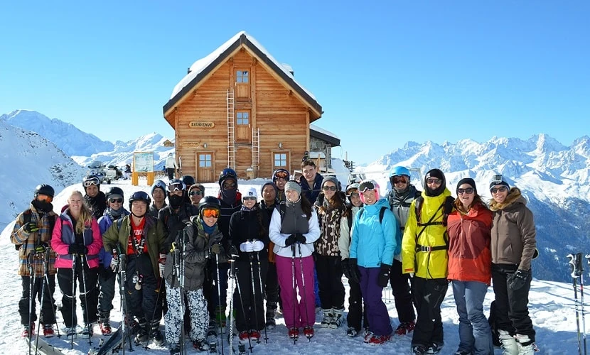 Les Elfes International Winter Camp