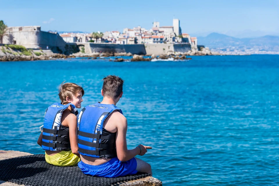 CIA · Juan-Les-Pins Premium