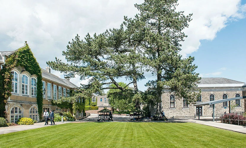 Sevenoaks School