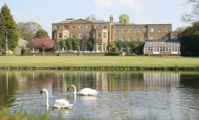 TASIS England Summer Programs